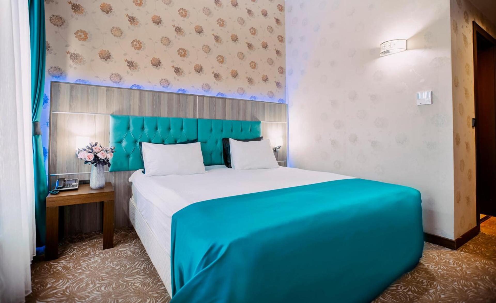 Highway Otel Elmalık Exterior foto